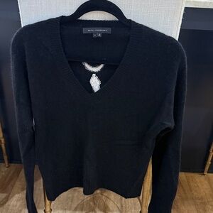 Skull Cashmere V-Neck Sweater